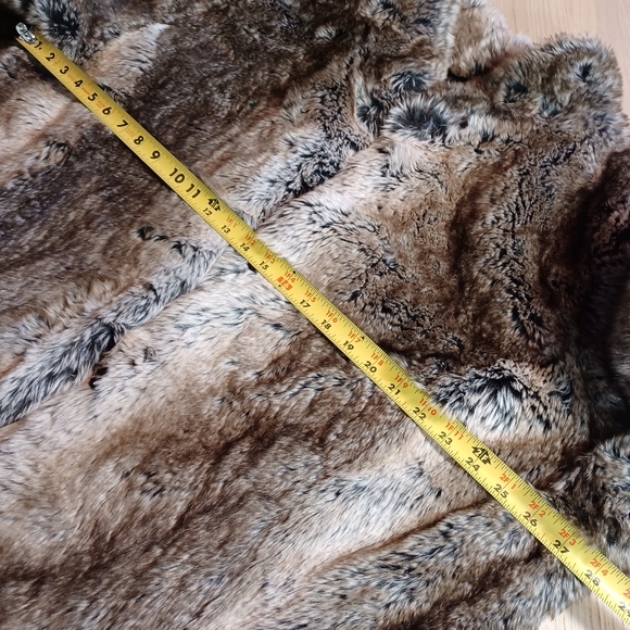 DONNA SALYERS FABULOUS FURS FAUX FUR COAT SIZE 3X NWT - Picture 10 of 15